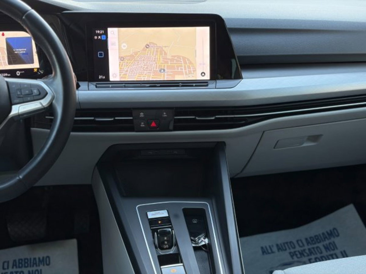 Volkswagen Golf Variant 2.0 tdi Style 150cv dsg (14)