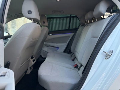 Volkswagen Golf Variant 2.0 tdi Style 150cv dsg (17)