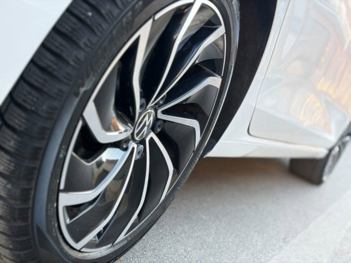 Volkswagen Golf Variant 2.0 tdi Style 150cv dsg (4)