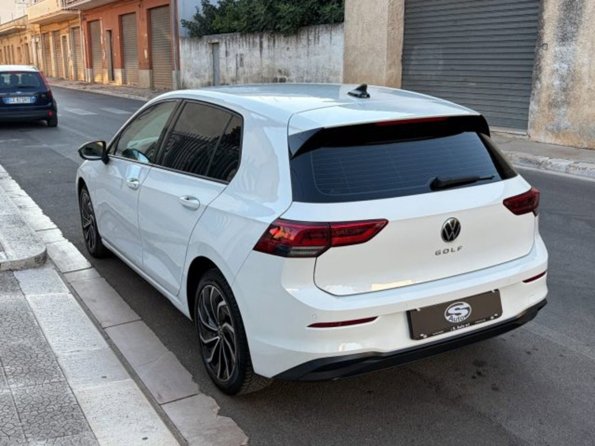 Volkswagen Golf Variant 2.0 tdi Style 150cv dsg (6)