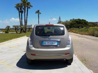 Lancia Ypsilon 1.3 MJT 90 CV Oro (6)