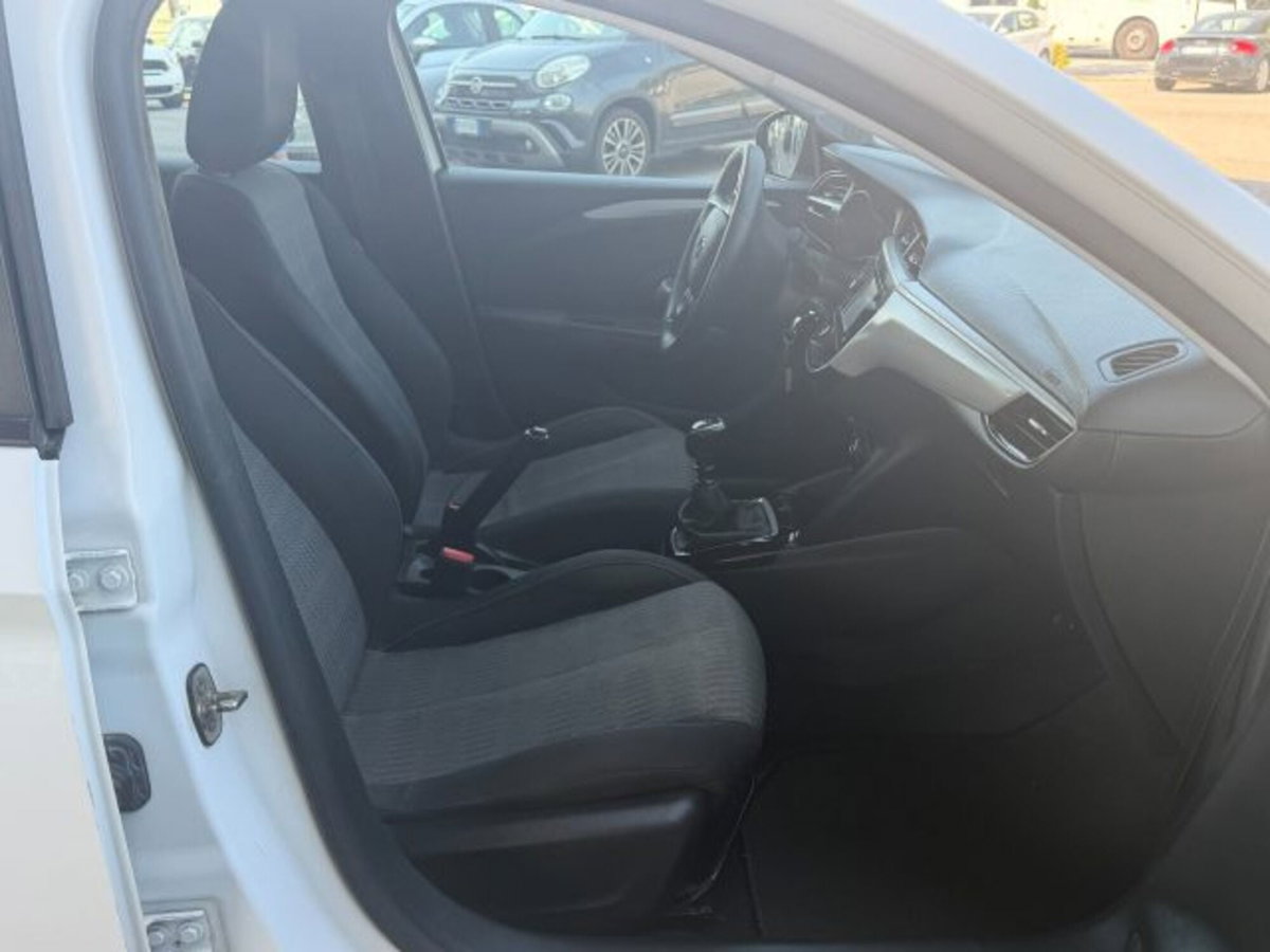 Opel Corsa 1.5 D 100 CV GS Line (12)