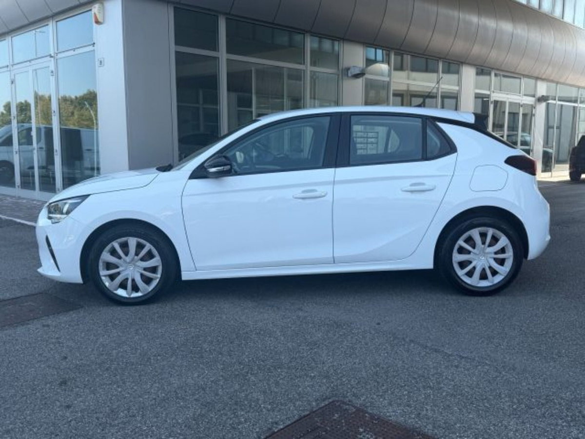 Opel Corsa 1.5 D 100 CV GS Line (8)