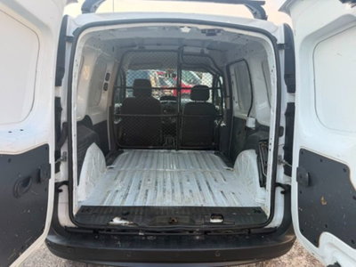 Renault Kangoo 1.5 dCi 75CV F.AP. 3p. Express Compact Ice (7)