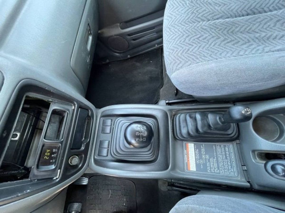 Suzuki Grand Vitara 16V cat 3 porte (10)