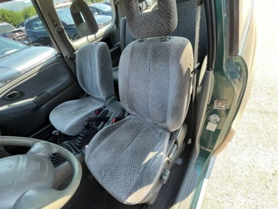 Suzuki Grand Vitara 16V cat 3 porte (6)