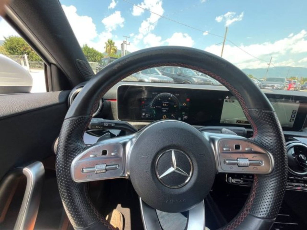 Mercedes-Benz Classe A 180 d AMG Line Premium Plus auto (16)