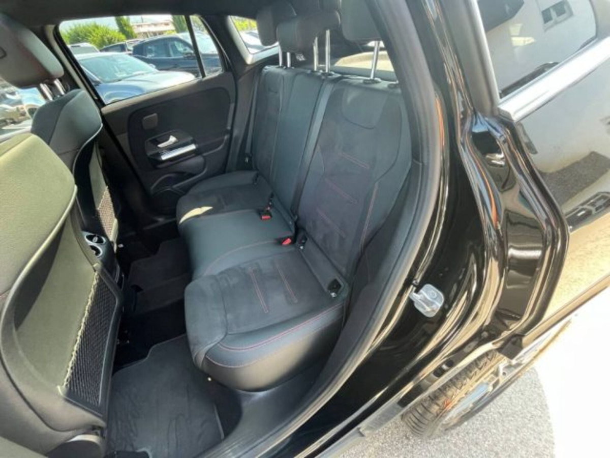 Mercedes-Benz GLA SUV 200 d AMG Line Premium Plus 4matic auto (9)