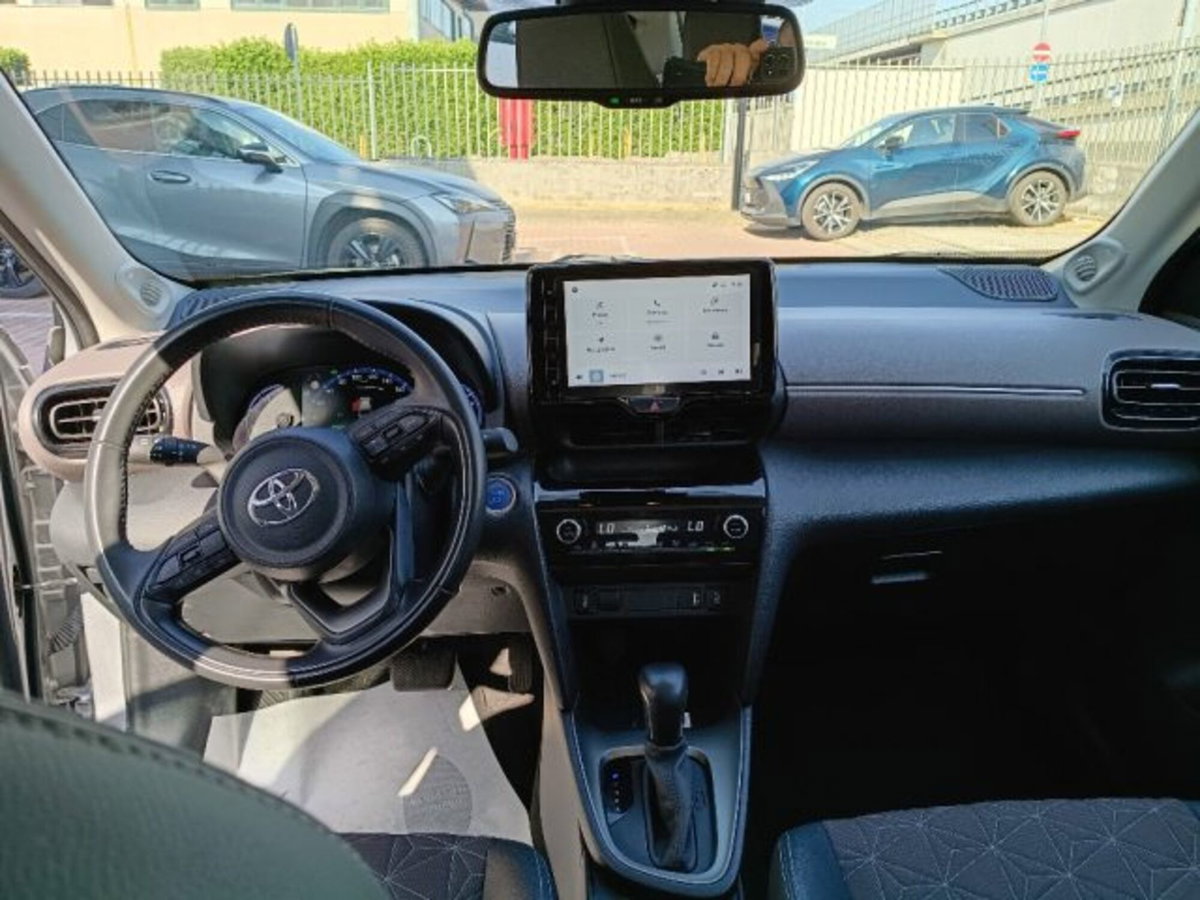 Toyota Yaris Cross 1.5 Hybrid 5p. E-CVT Lounge (11)