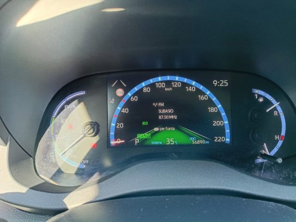 Toyota Yaris Cross 1.5 Hybrid 5p. E-CVT Lounge (15)
