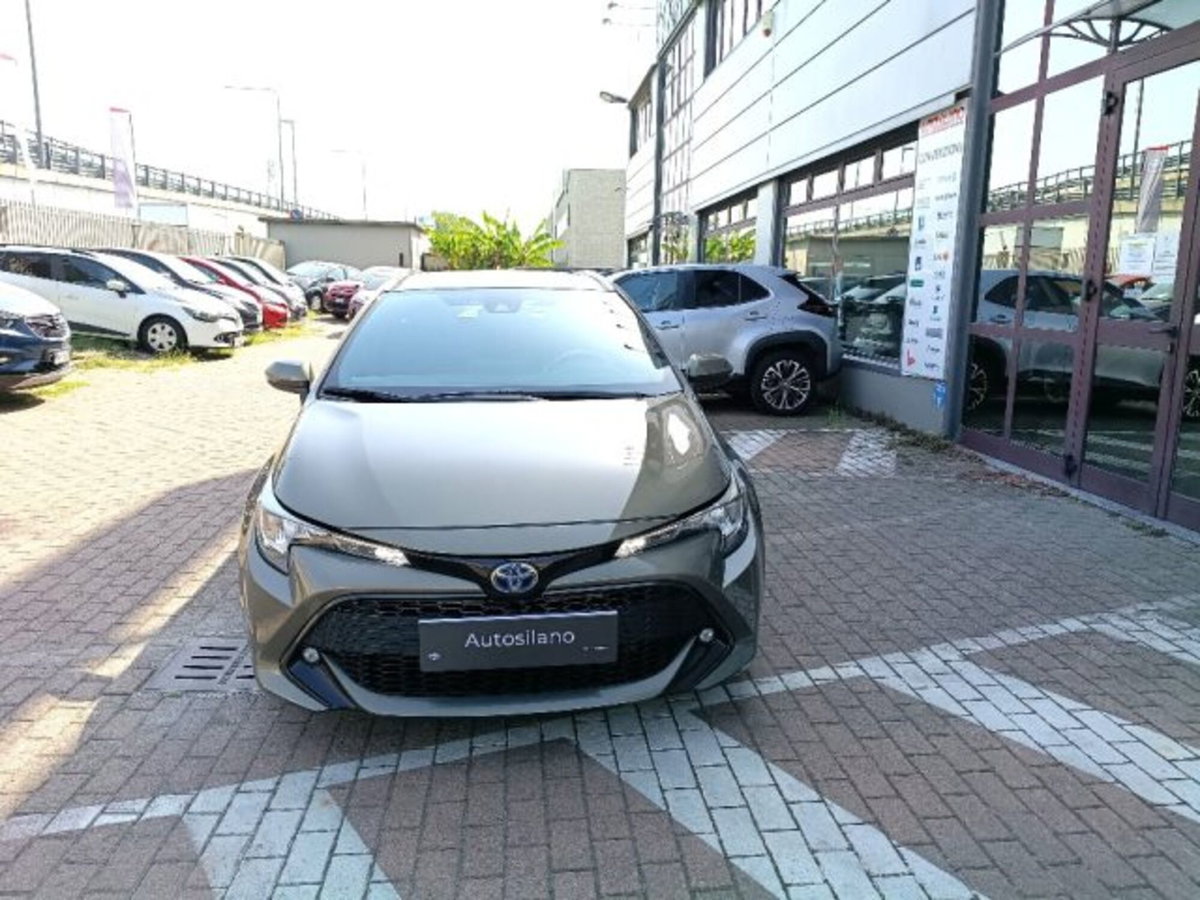 Toyota Corolla Touring Sports 1.8 Hybrid Business (2)