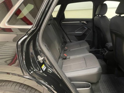 Audi Q3 35 TDI S line edition (16)