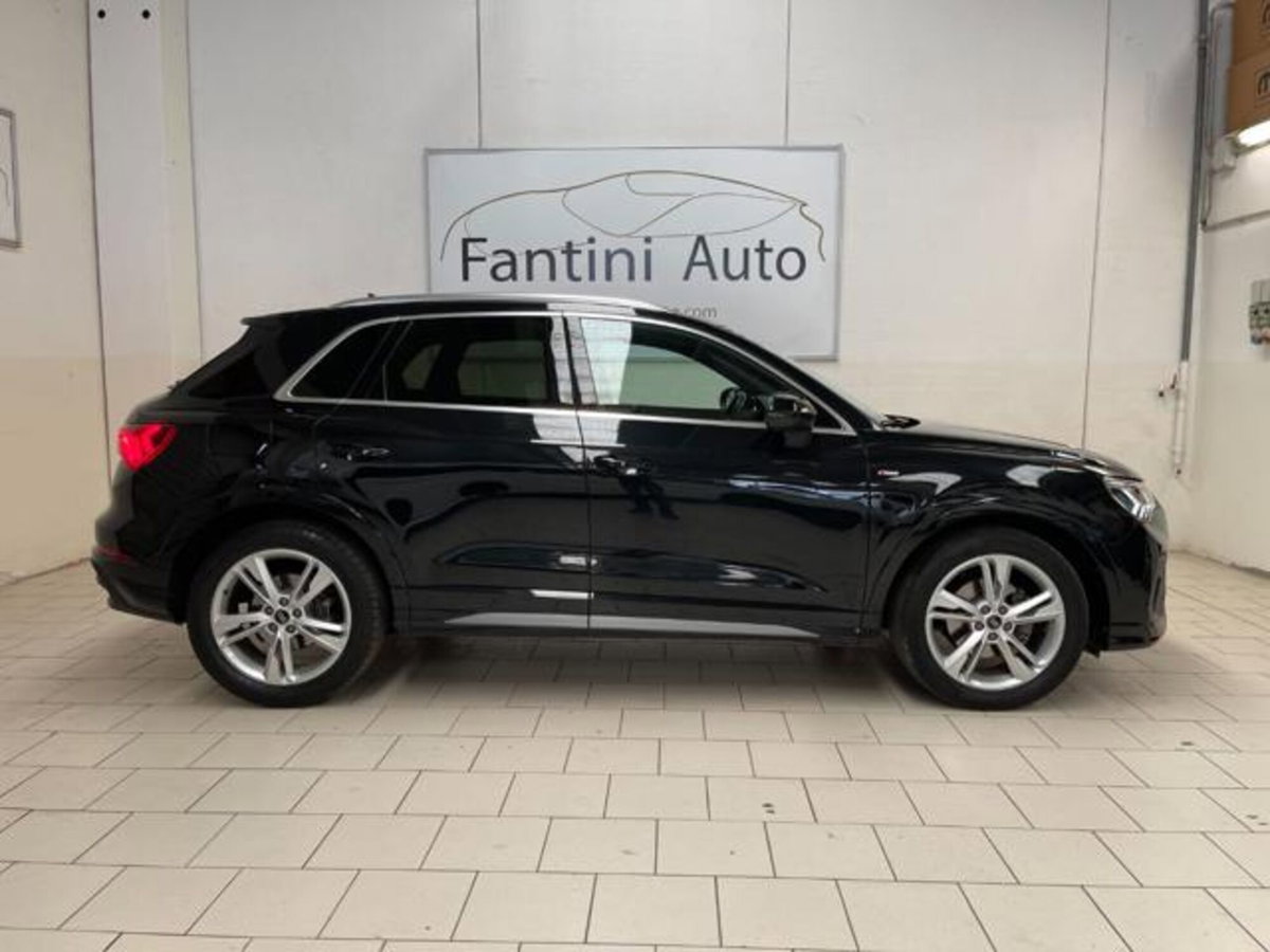 Audi Q3 35 TDI S line edition (2)