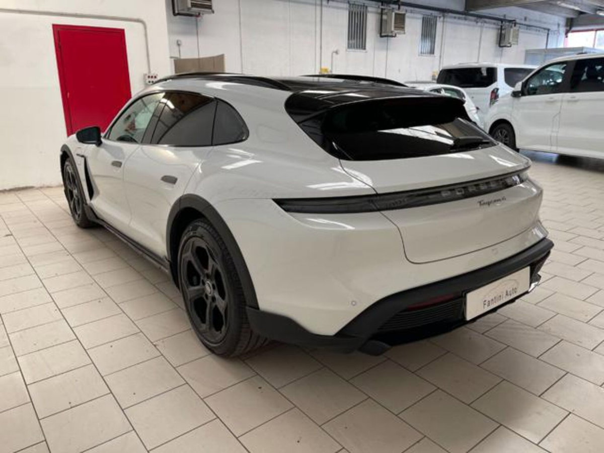 Porsche Taycan Cross Turismo Cross Turismo 4 5p.ti (5)