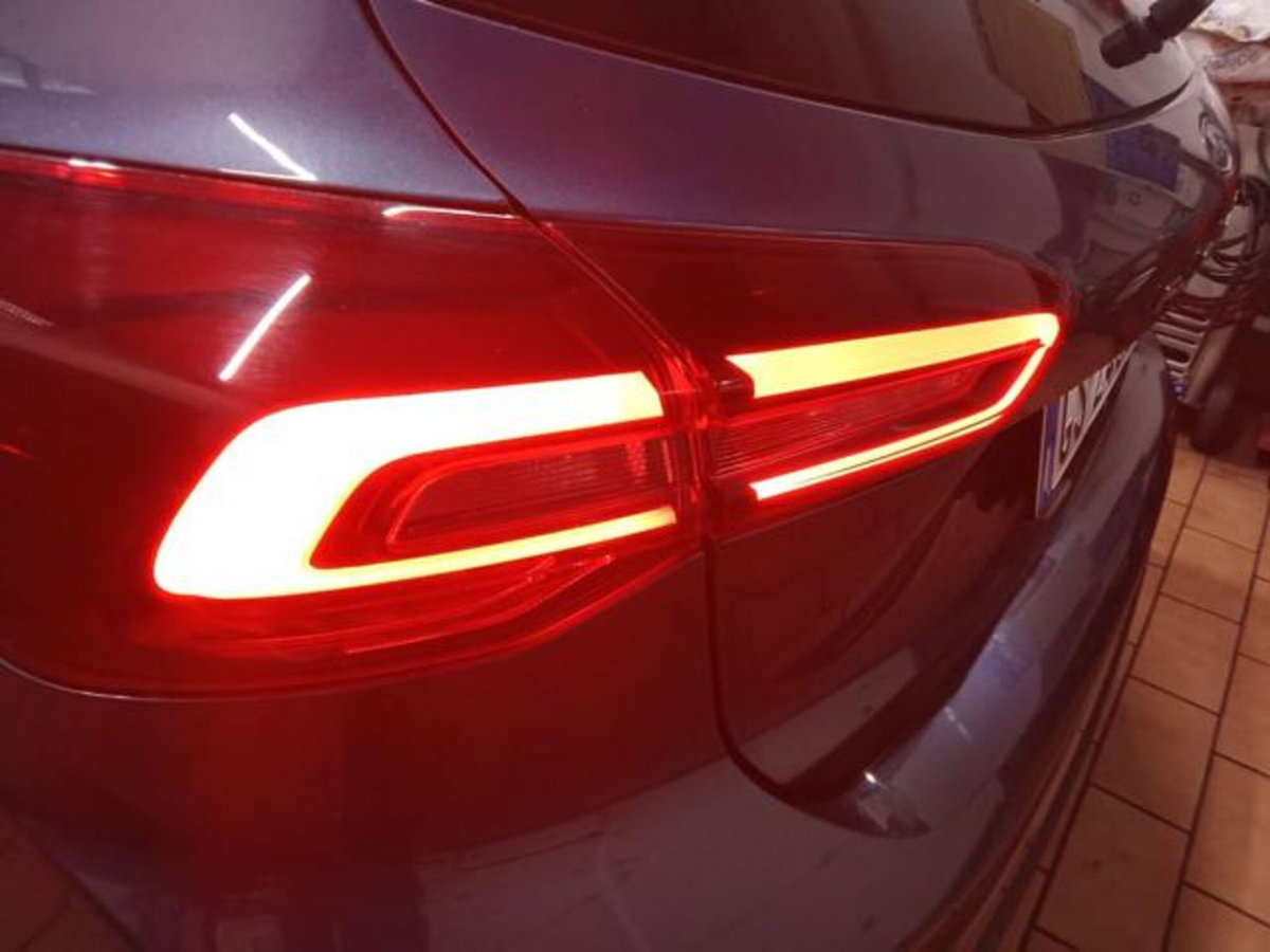Ford Focus 1.0 EcoBoost Hybrid 125 CV Powershift 5p. ST-Line X (7)