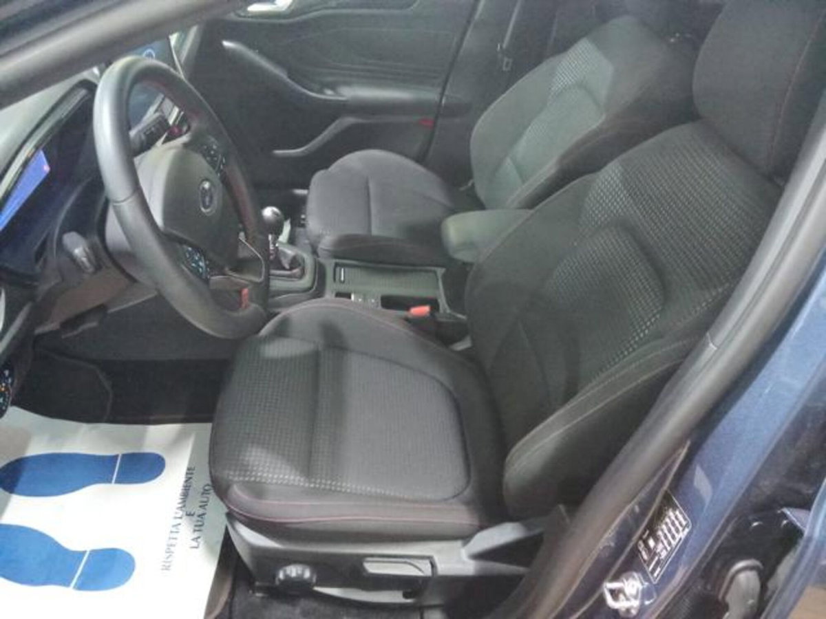 Ford Focus 1.0 EcoBoost Hybrid 125 CV Powershift 5p. ST-Line X (9)