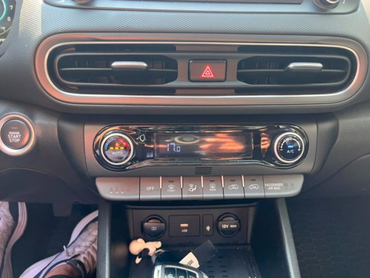 Hyundai Kona 1.0 T-GDI Hybrid 48V iMT XLine (12)