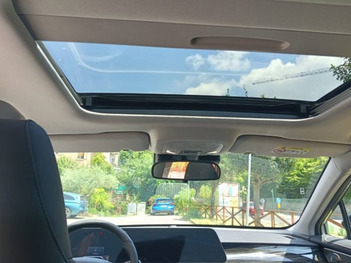 Omoda Omoda 5 EV 60,9 kWh Pure (13)