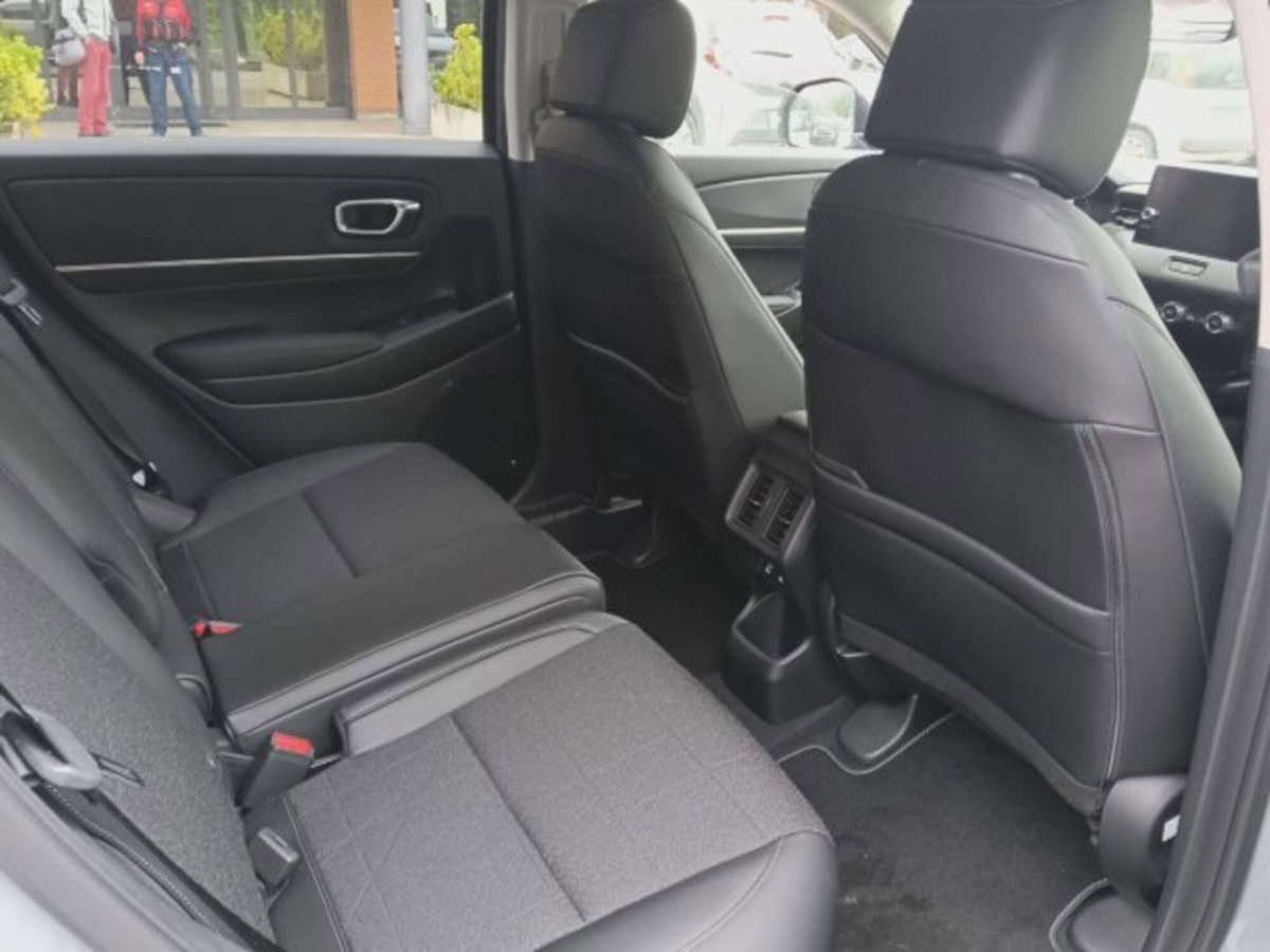 Honda HR-V 1.5 hev Advance ecvt (13)