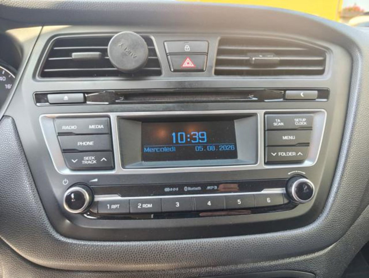 Hyundai i20 1.0 T-GDI 5 porte Comfort (10)