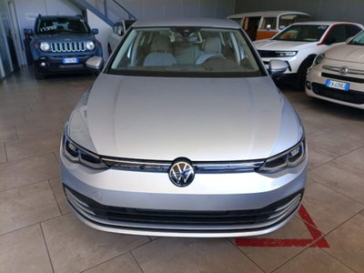 Volkswagen Golf Variant 2.0 TDI SCR DSG Life (2)