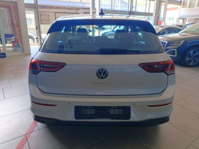 Volkswagen Golf Variant 2.0 TDI SCR DSG Life (5)