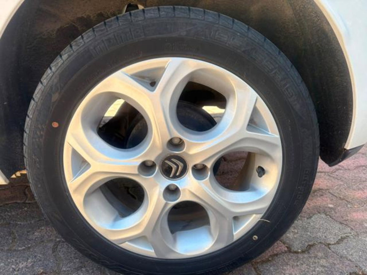 Citroen C3 PureTech 82 Exclusive (11)