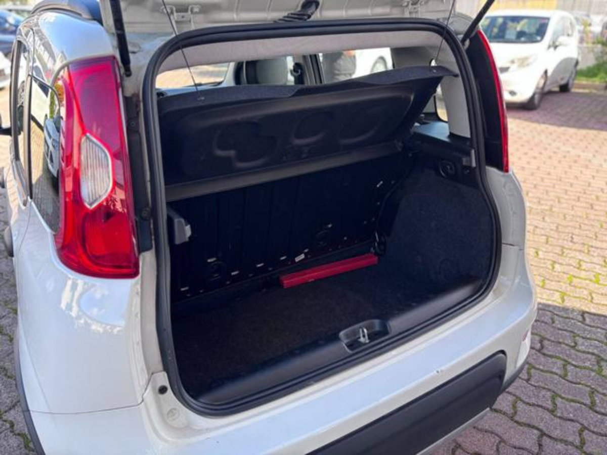 Fiat Panda 1.0 firefly hybrid s&s 70cv (16)