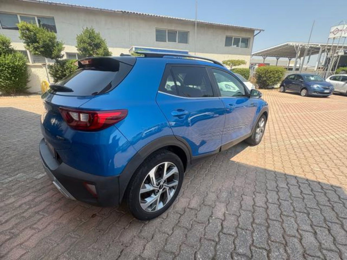 Kia Stonic 1.0 T-GDi 100 CV MHEV iMT GT Line (3)