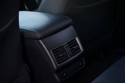 Lexus NX Hybrid 4WD Luxury (12)