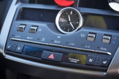 Lexus NX Hybrid 4WD Luxury (15)