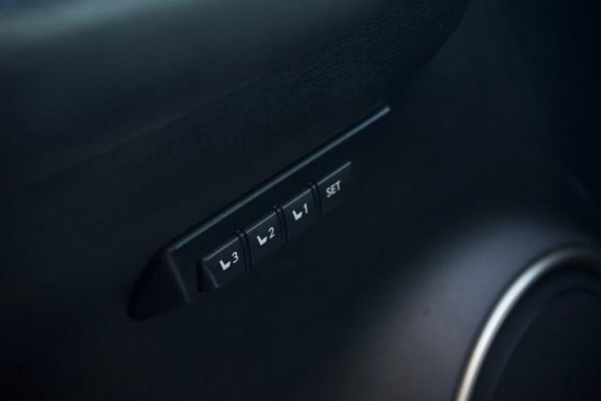 Lexus NX Hybrid 4WD Luxury (17)