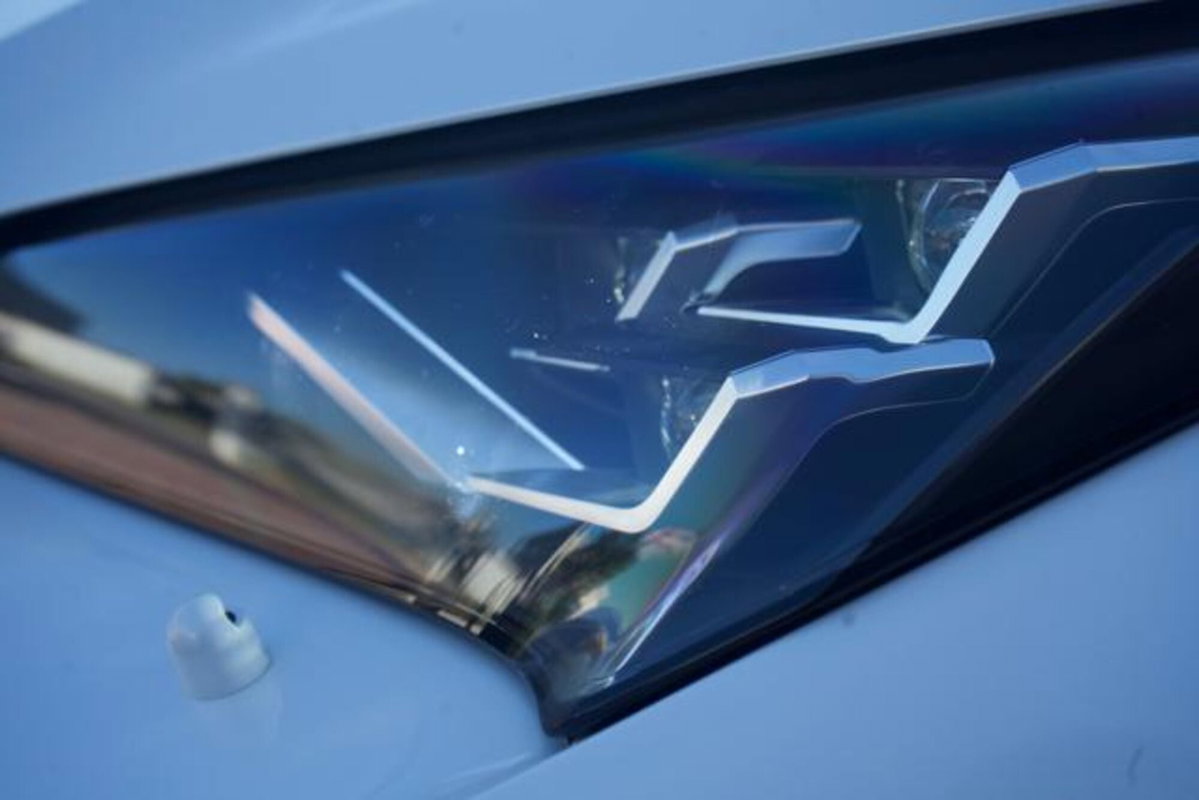 Lexus NX Hybrid 4WD Luxury (5)