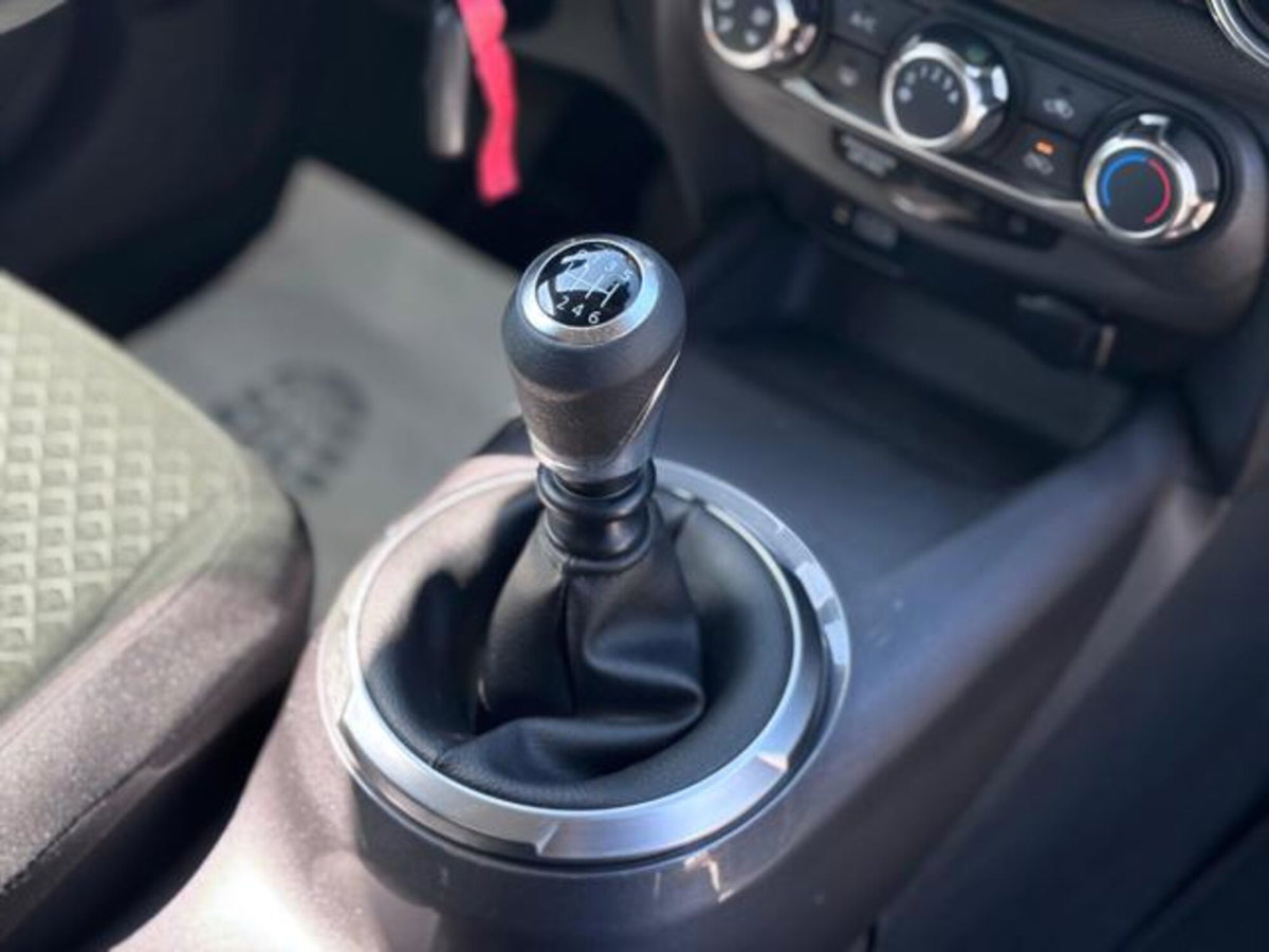 Nissan Juke 1.0 dig-t N-Connecta 114cv (12)