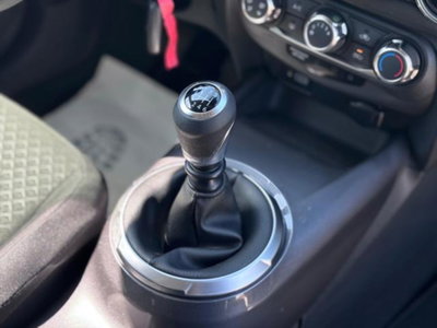 Nissan Juke 1.0 dig-t N-Connecta 114cv (12)