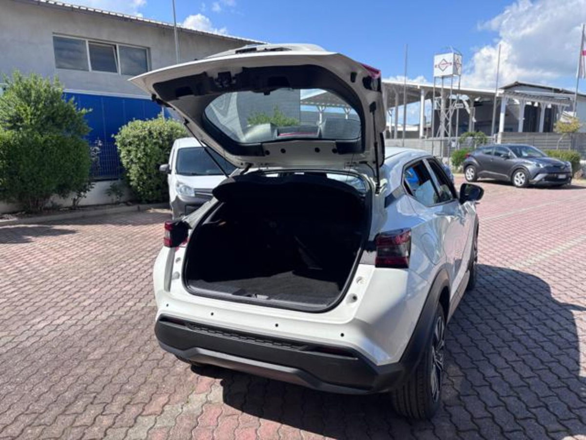 Nissan Juke 1.0 dig-t N-Connecta 114cv (16)