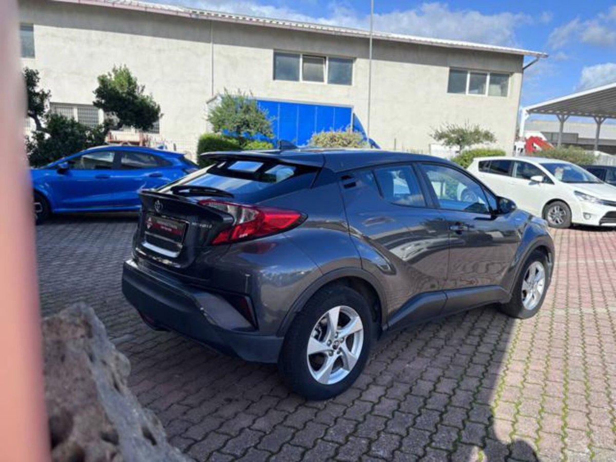 Toyota Toyota C-HR 1.8 Hybrid E-CVT Trend (4)