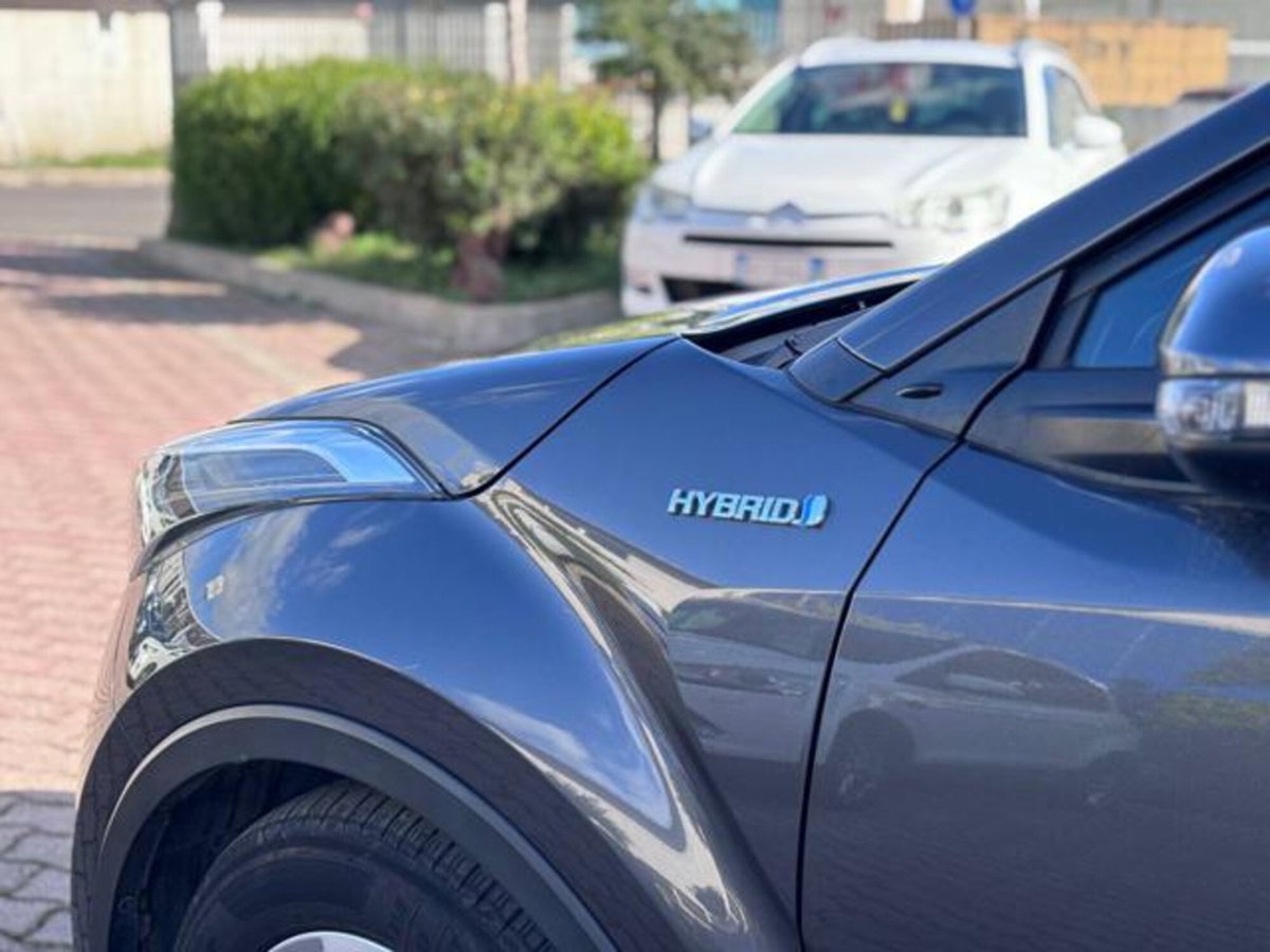 Toyota Toyota C-HR 1.8 Hybrid E-CVT Trend (6)