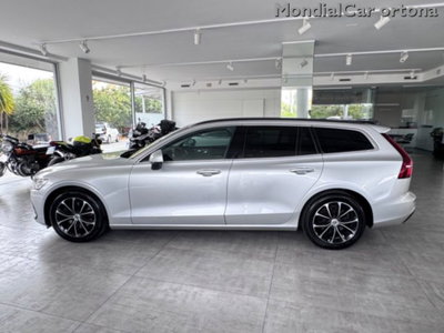 Volvo V60 B4 (d) automatico Essential (6)