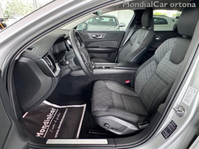 Volvo V60 B4 (d) automatico Essential (7)