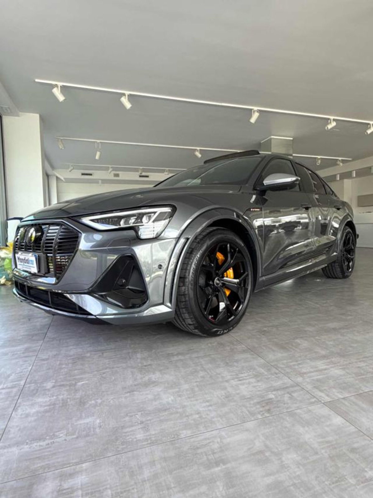Audi e-tron Sportback S sport attitude (14)