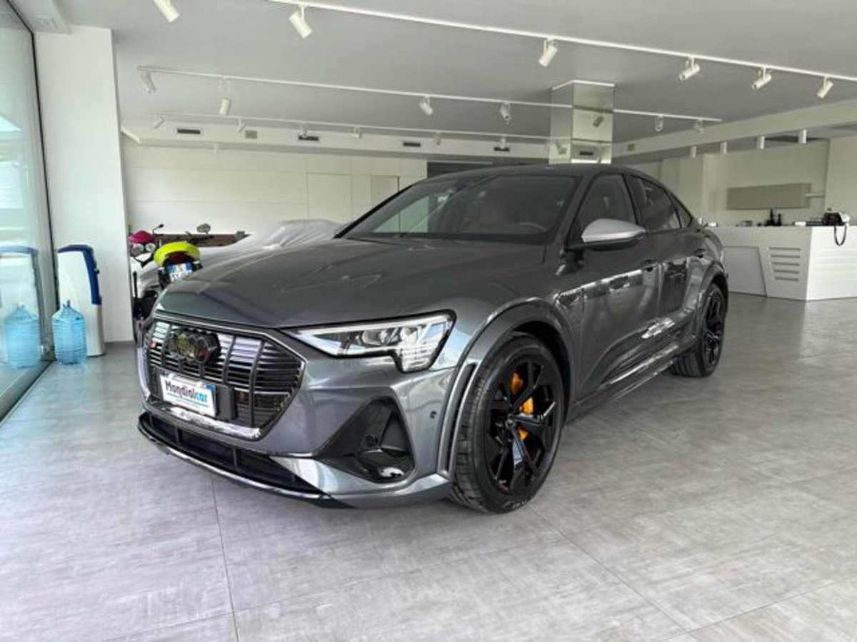 Audi e-tron Sportback S sport attitude (16)