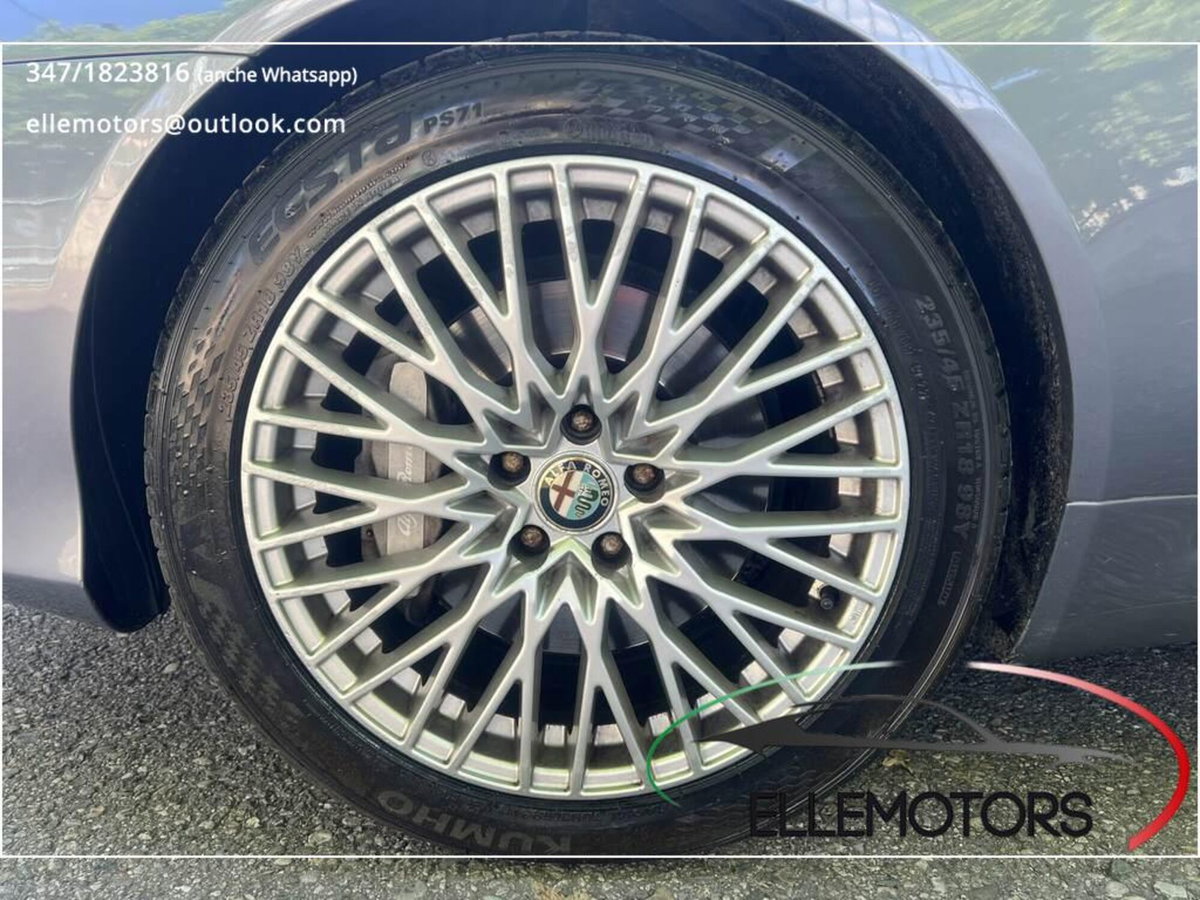Alfa Romeo Spider 3.2 JTS V6 Q4 Exclusive (7)