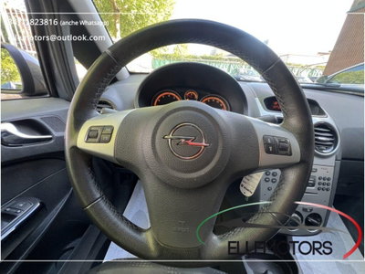 Opel Corsa 1.2 5 porte Cosmo (10)
