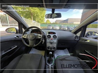 Opel Corsa 1.2 5 porte Cosmo (7)