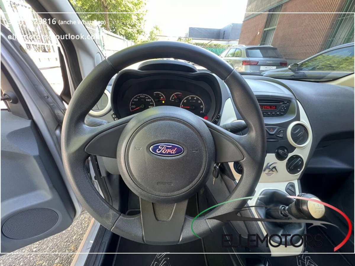Ford Ka 1.2 8V 69CV Titanium (11)