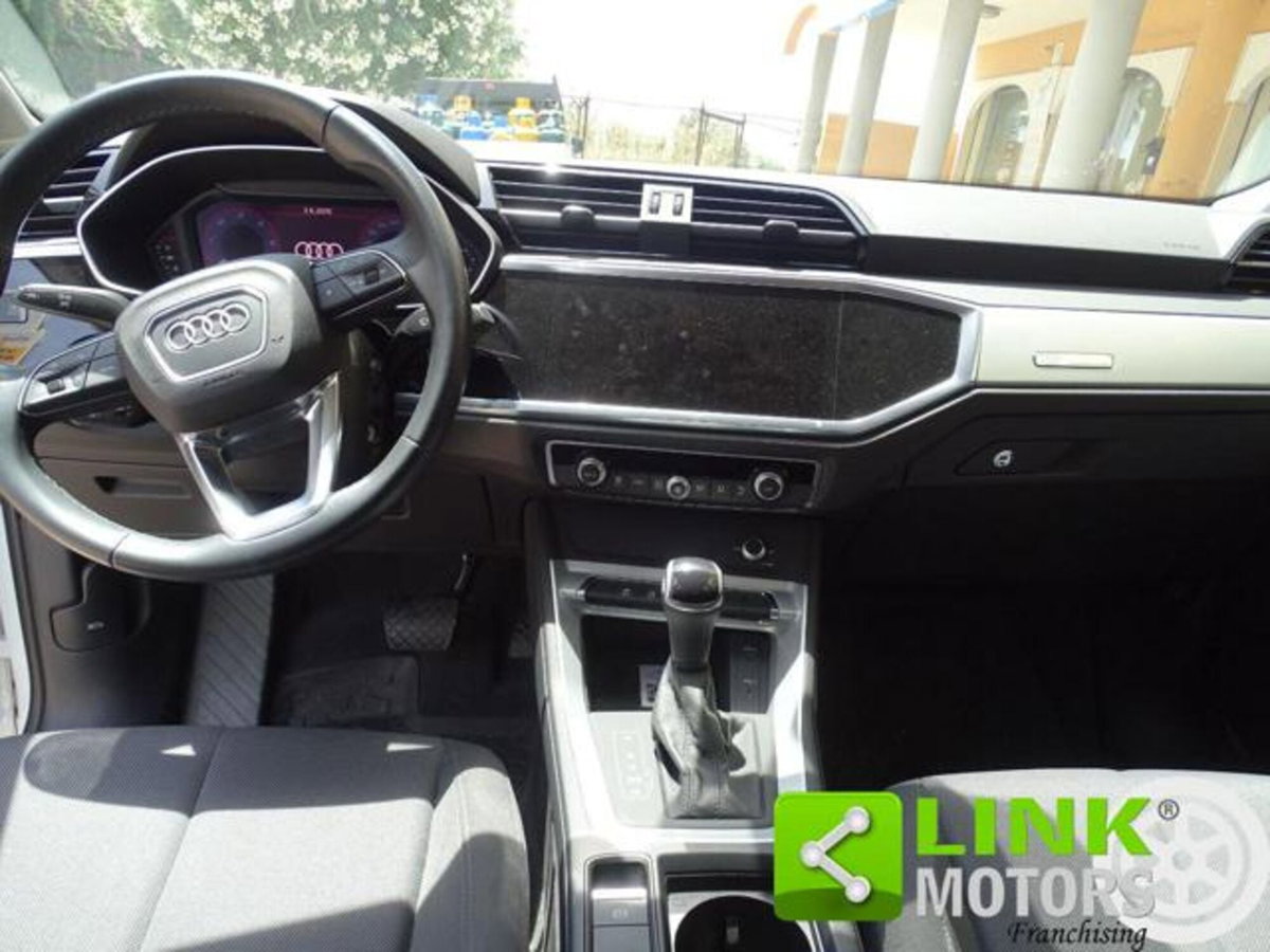 Audi Q3 2.0 TDI 150 CV (10)