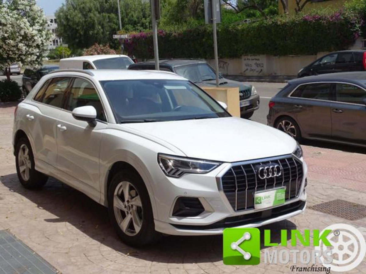Audi Q3 2.0 TDI 150 CV (3)