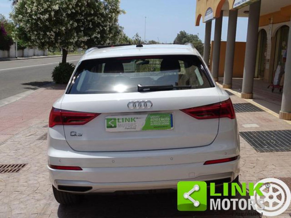 Audi Q3 2.0 TDI 150 CV (5)