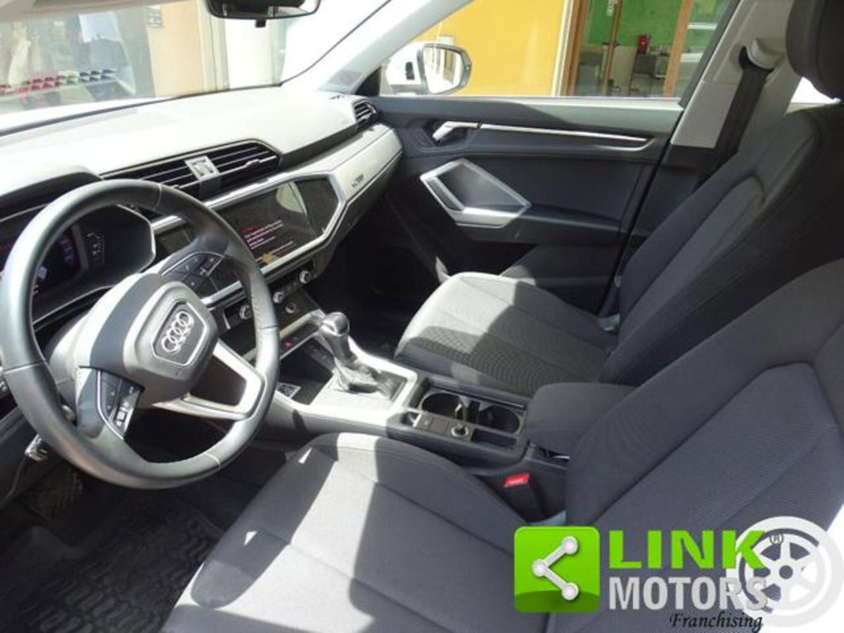 Audi Q3 2.0 TDI 150 CV (7)